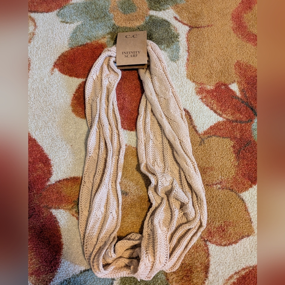 Infinity scarf - Picture 2 of 4